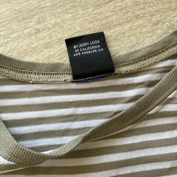 Disney Vintage Rainbow Embroidered Striped Tan & White Mickey Mouse Retro Indie - Picture 5 of 8